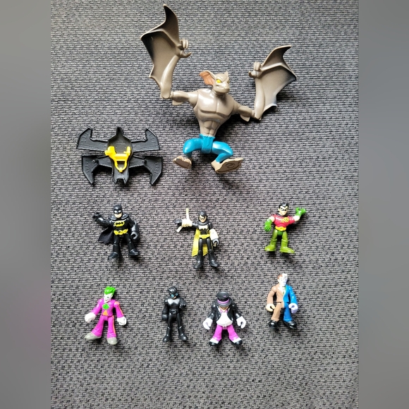 Imaginext DC Batman & Friends Actionfigure  Bundle!! - Picture 1 of 9